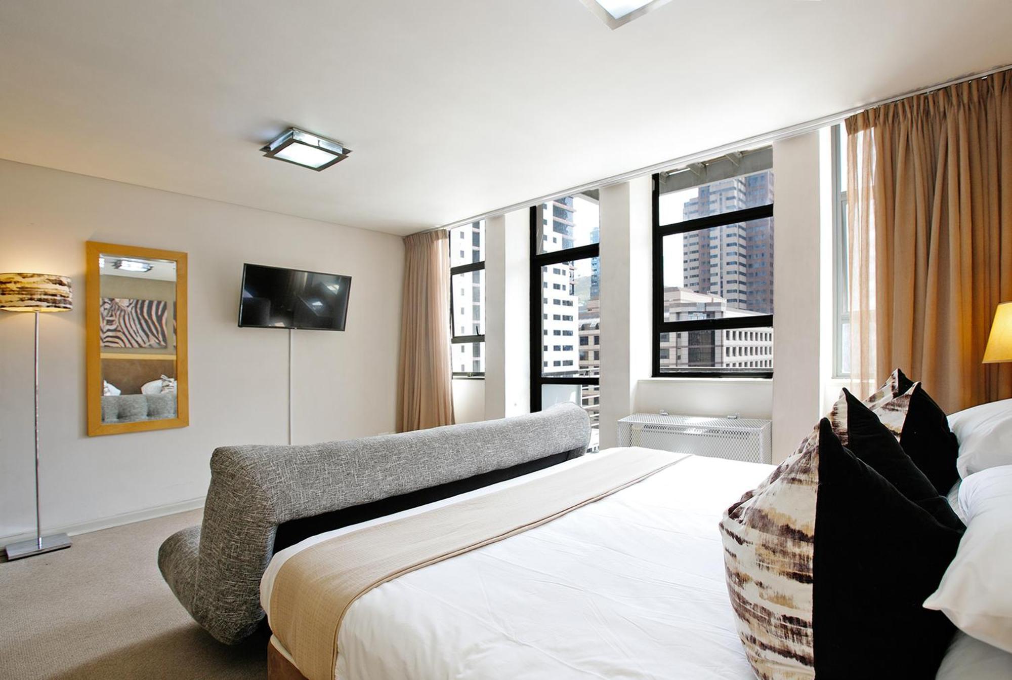 Fountains Cityscape Apartment Cape Town