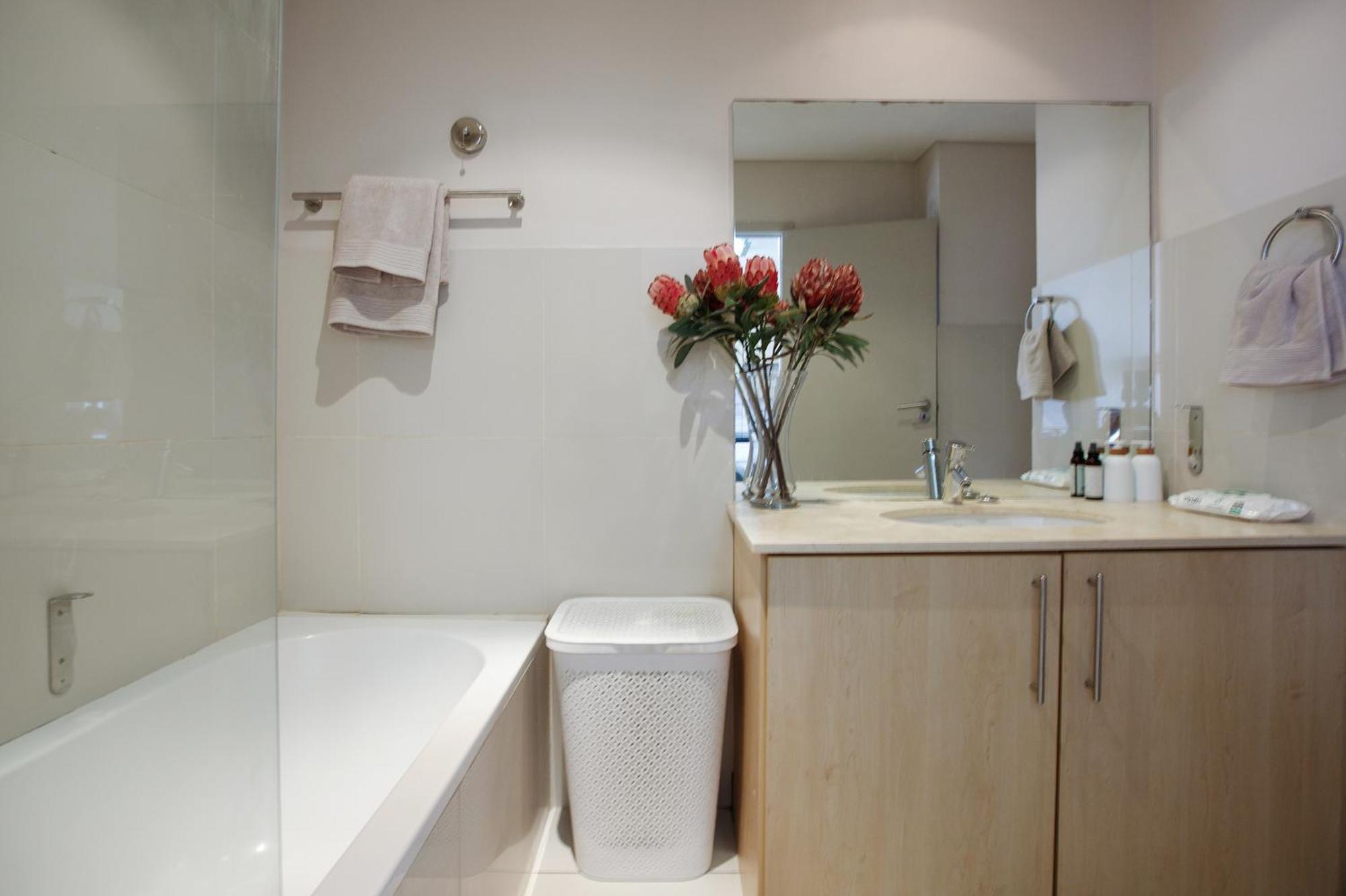 Fountains Cityscape Apartment